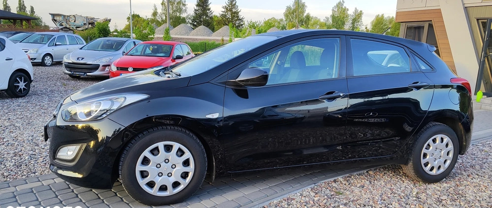 Hyundai I30 cena 30900 przebieg: 168200, rok produkcji 2012 z Giżycko małe 137